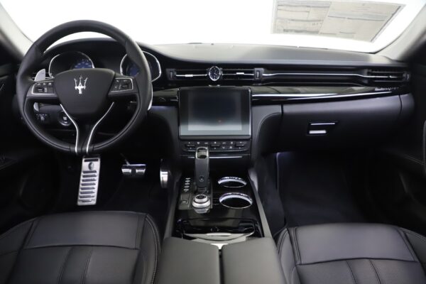  Maserati Quattroporte S Granlusso
